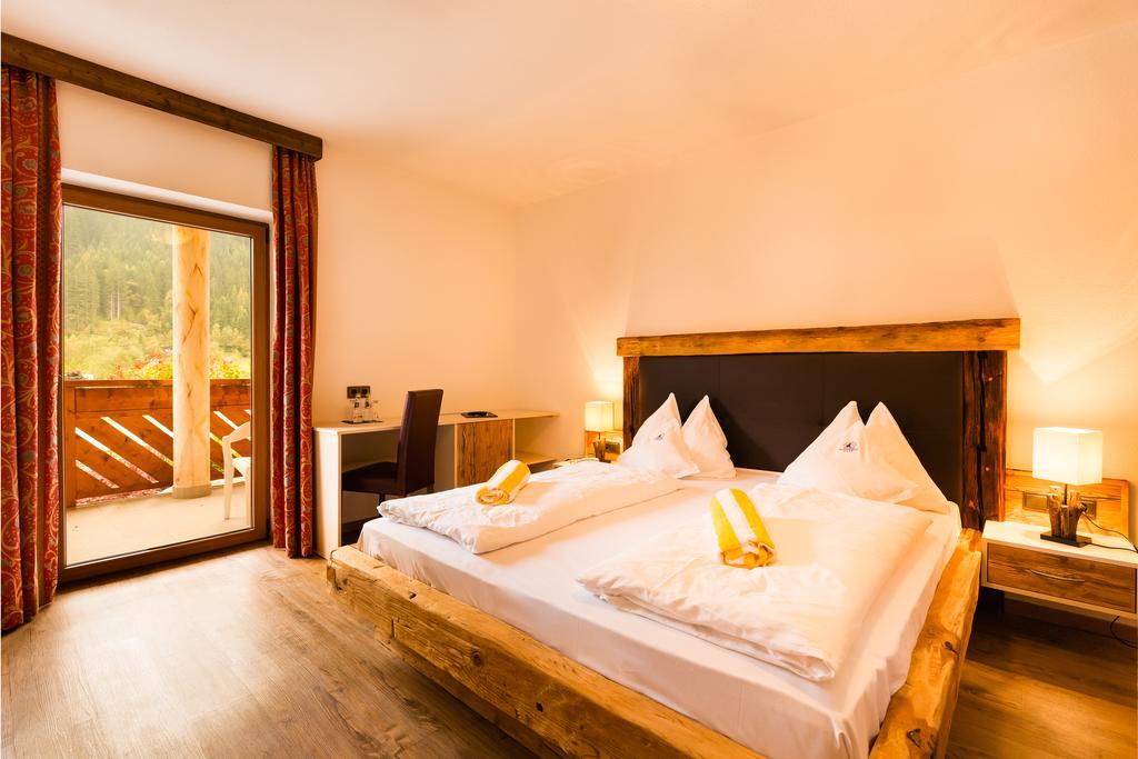 Hotel Schneeberg Family Spa Resort Ridanna Ngoại thất bức ảnh